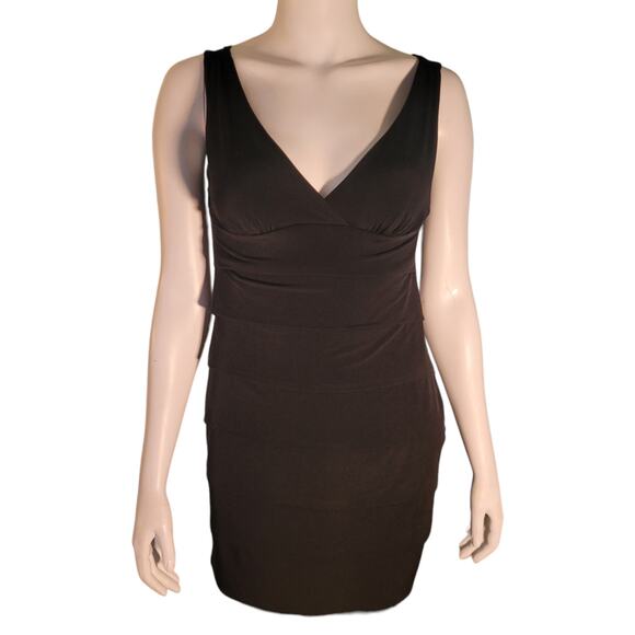 Slinky Tiered Black Bodycon Dress Sz Small Low-Cut Vamp Clubwear LBD Sexy Chic - Picture 1 of 9